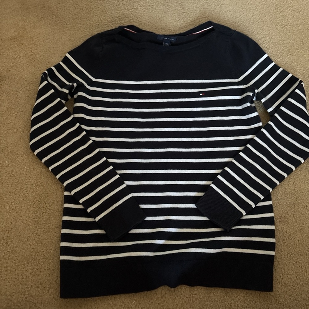 Tommy Hilfiger Classic Black Sweater